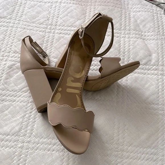 Sam Edelman Circus Nude Beige Olga Faux-Leather Heels Ankle Strap Sandals US7 - Picture 2 of 16